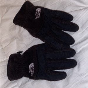Black north face gloves